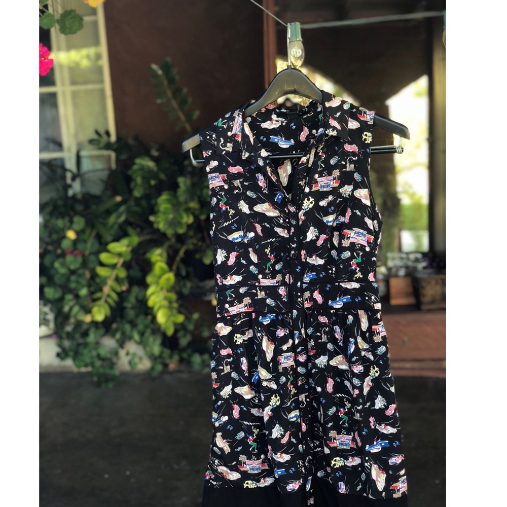 F21 Sz S classic car print dress